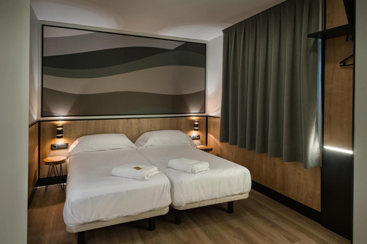 Ibis Styles Figueres Ronda Otel Dış mekan fotoğraf