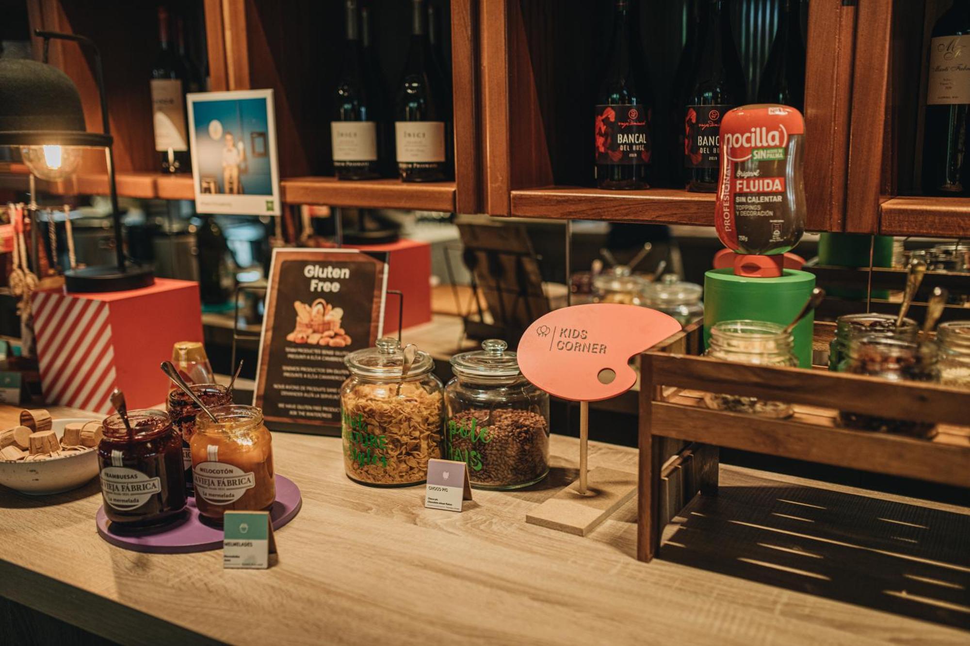 Ibis Styles Figueres Ronda Otel Dış mekan fotoğraf